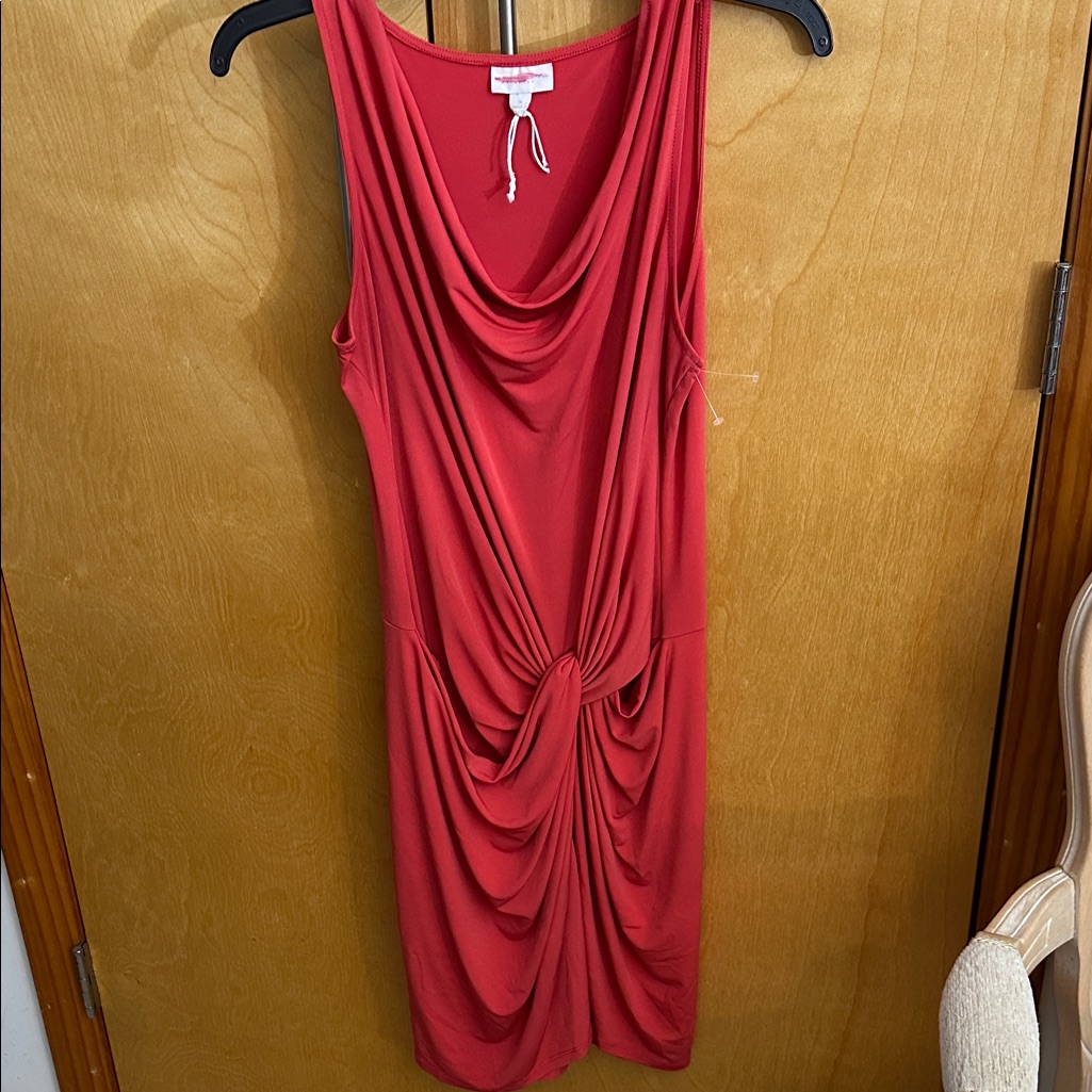 New York Condraped Knot Front Sleeveless Brand New 58